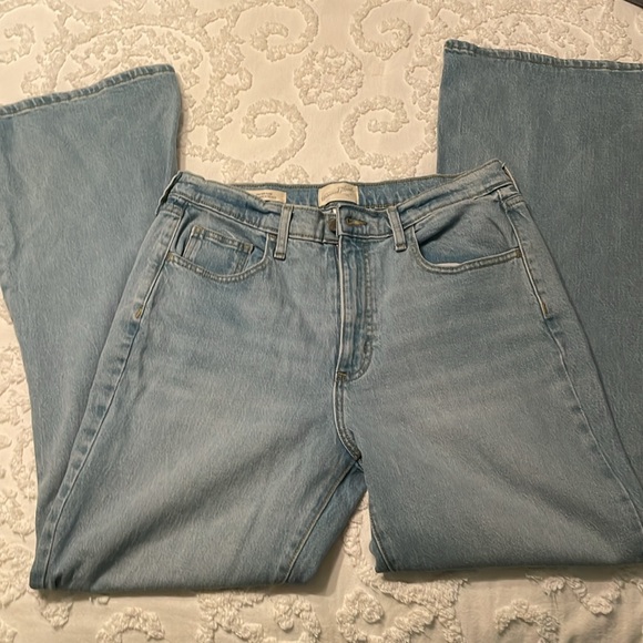 Universal Thread, High Rise Flare - Picture 2 of 4